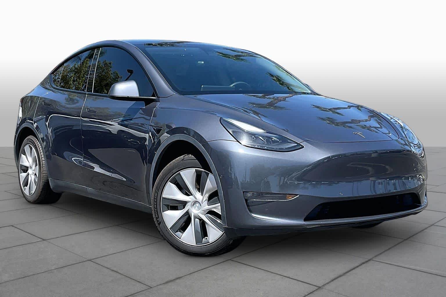 tesla model y 2022 7SAYGDEE2NF555148 image tesla model y 2022 7SAYGDEE2NF555148 image